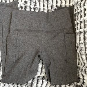 Athleta Salutation Stash Pocket II 7/8 Tight